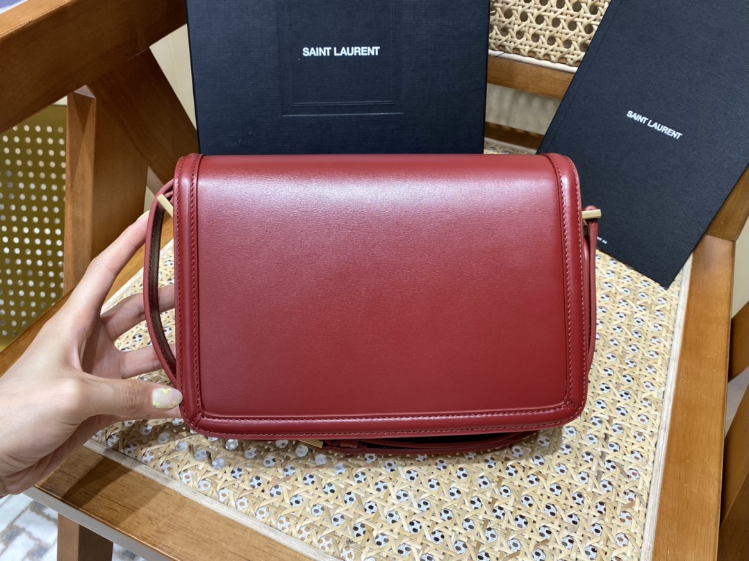 SAINT LAURENT 𝑺𝑶𝑳𝑭𝑬𝑹𝑰𝑵𝑶 𝑩𝑶𝑿 🎐.#634305