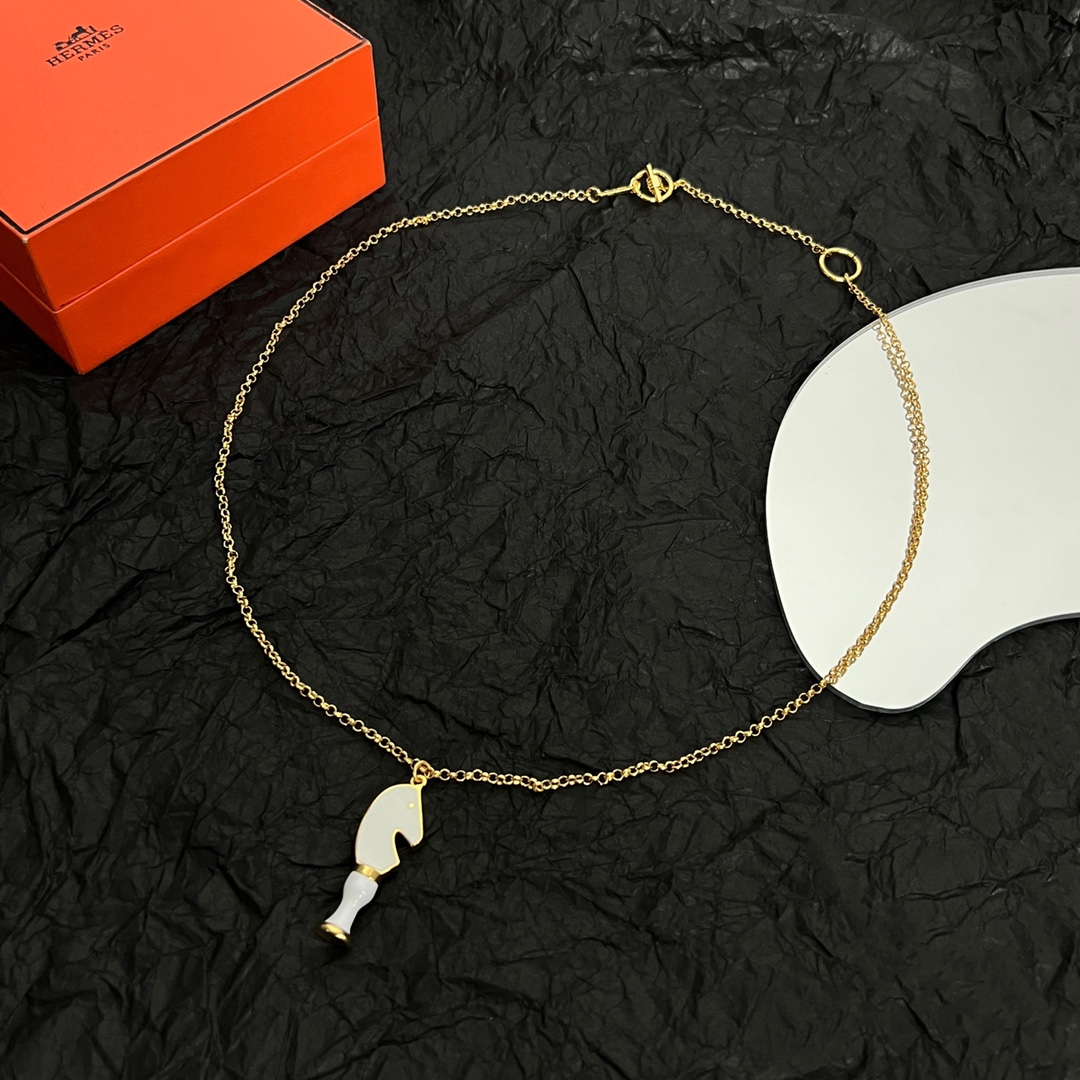 Hermes necklace