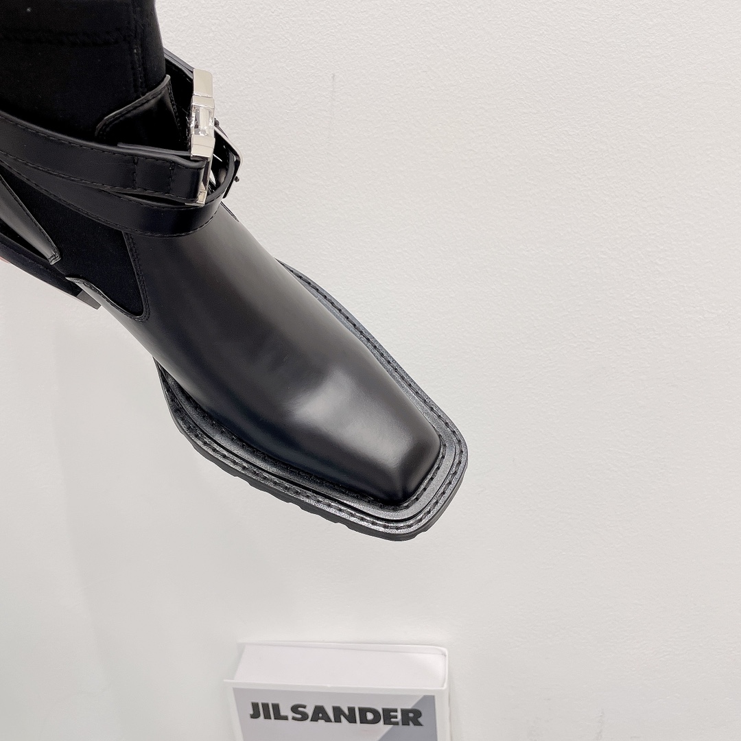 Untitlab 𝟐𝟎𝟐𝟏/𝐒𝐒 𝐧𝐞𝐰 Exclusive and correct version of Untitlab 2021/aw fall/winter fashionable boots