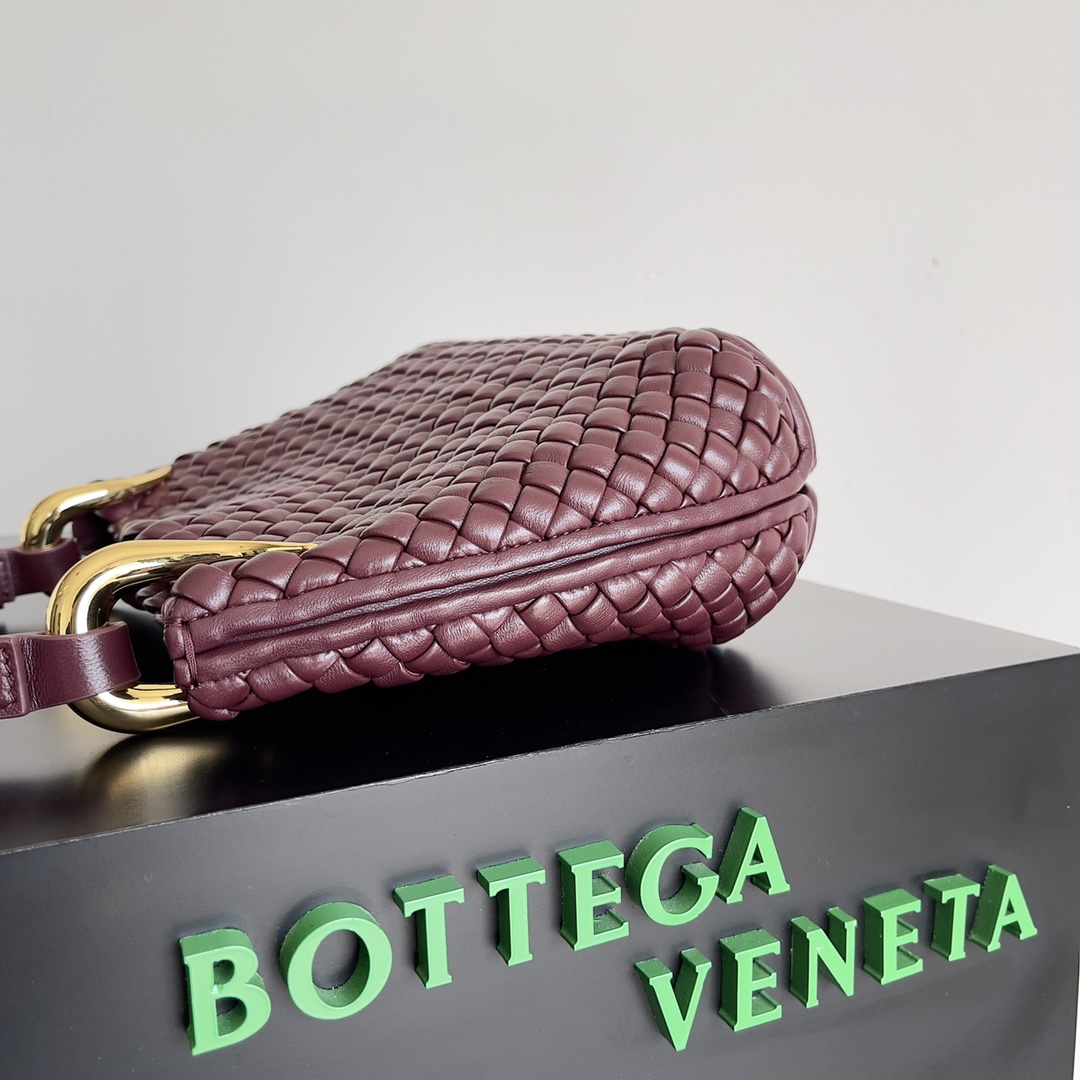 Bottega Veneta Clicker Rounded Bag Small Bordeaux Red #730968