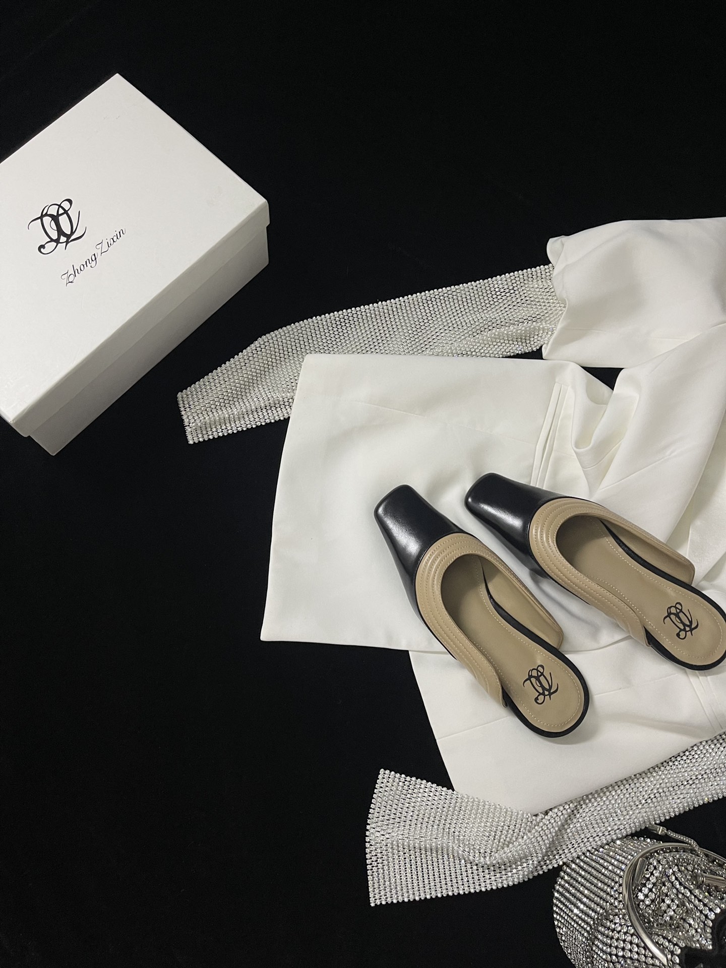 𝐳𝐡𝐨𝐧𝐠 𝐳𝐢 𝐱𝐢𝐧｜𝟐𝟎𝟐𝟑/𝐒𝐒 𝐧𝐞𝐰 Slippers