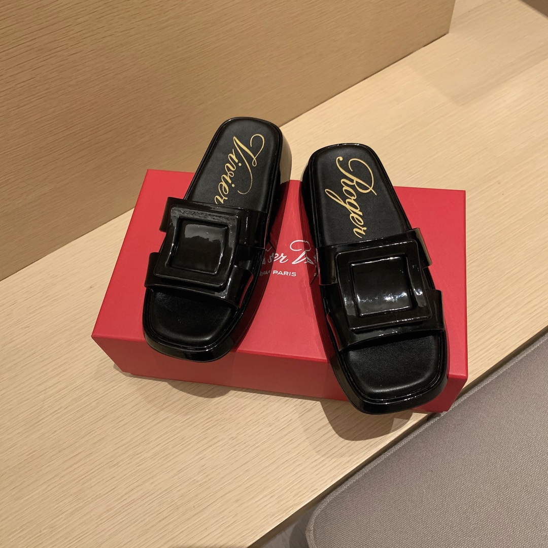 Roger Vivier | 𝟐𝟎𝟐𝟏/𝐒𝐒 𝐧𝐞𝐰 RV Top Edition Diamond Buckle Slippers Swarovski Crystal Diamonds