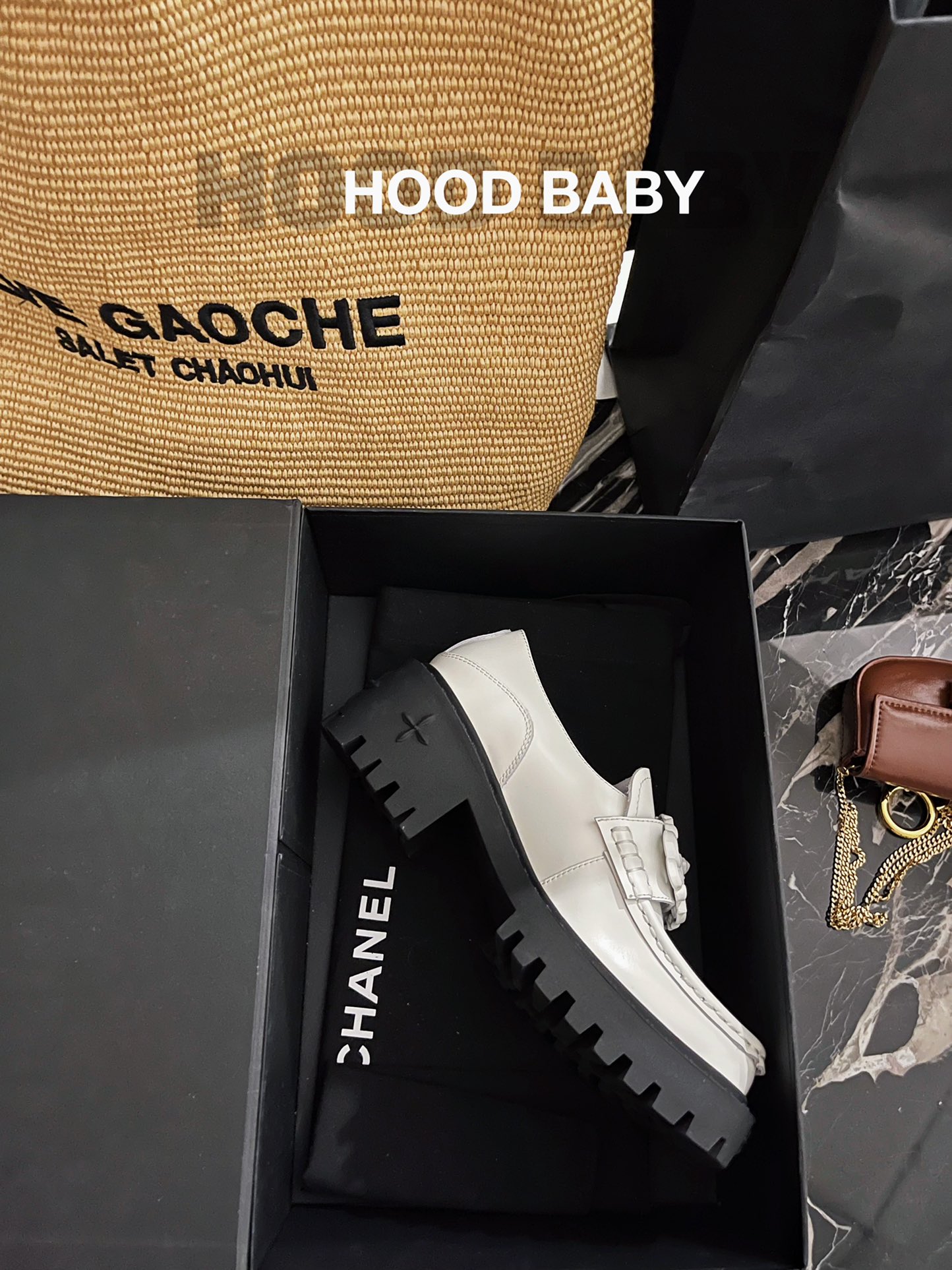 𝐒𝐌𝐅𝐊 ｜𝟐𝟎𝟐𝟐/𝐒𝐒 𝐧𝐞𝐰 GOOL GIRL can't resist the square toe Louboutins Customized cowhide upper