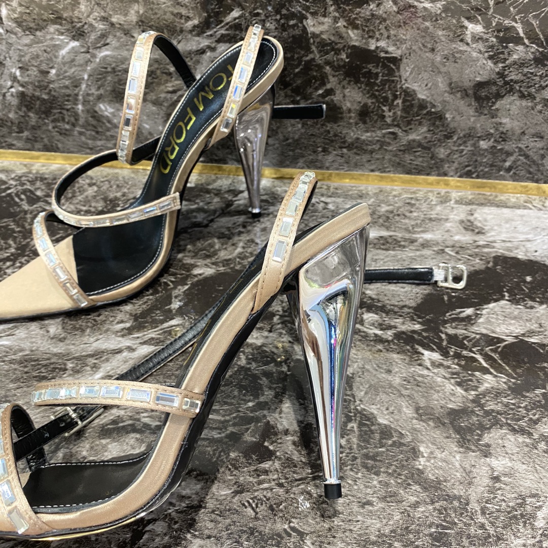 TOM FORD Spring/Summer 2020 counter main new products, pointed toe a word straps back hollow high heel sandals