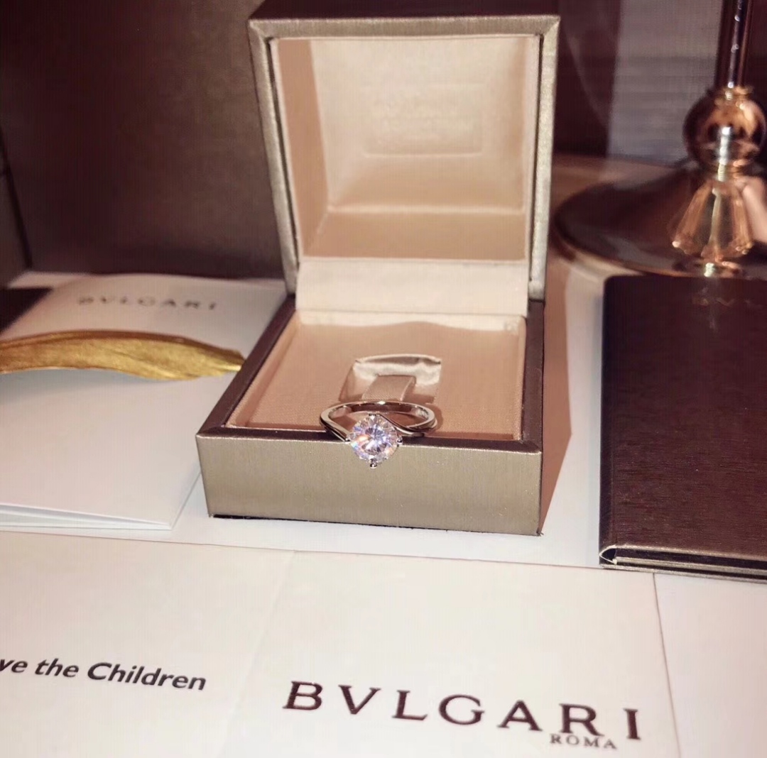 BVLGARI ring