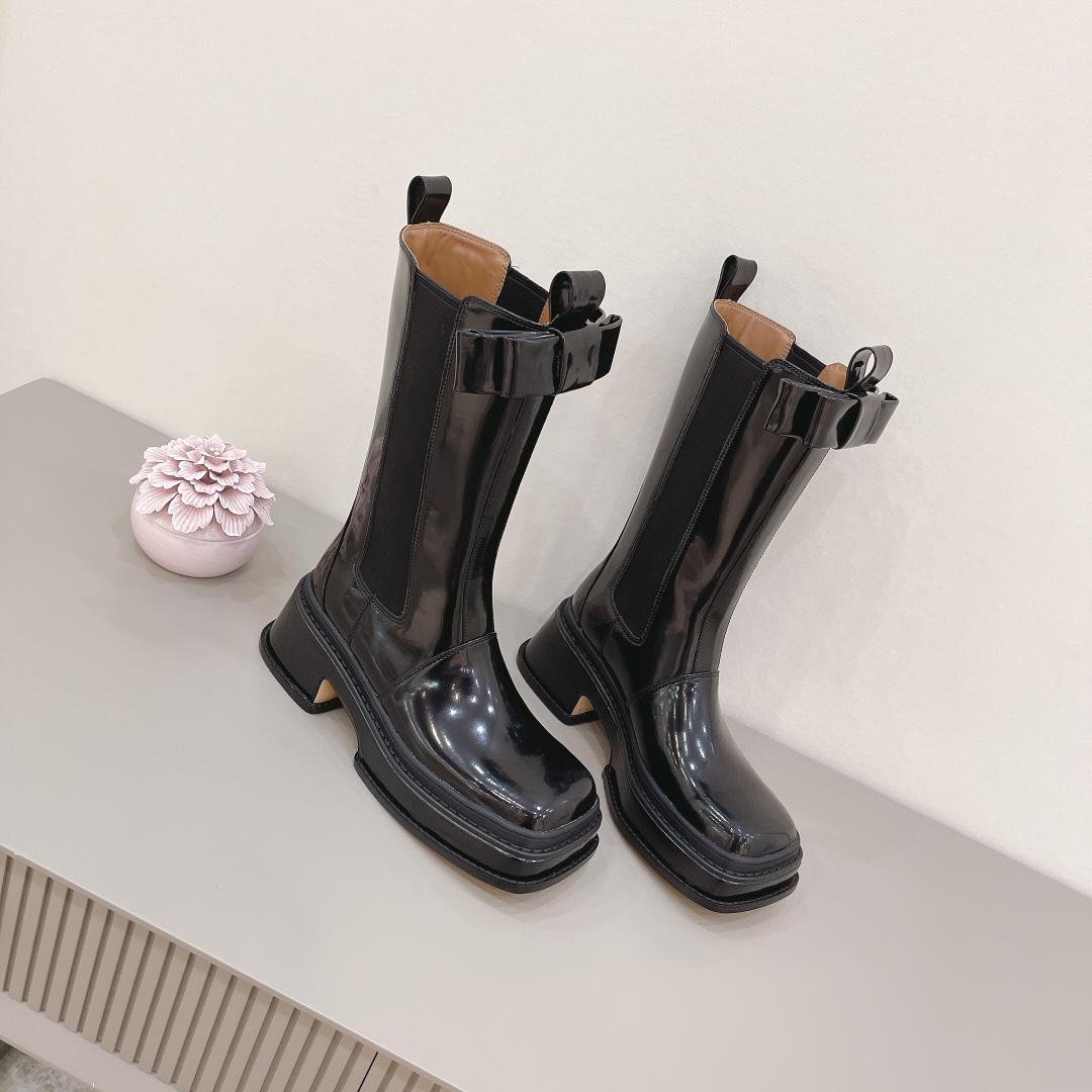 shushuton | 𝟐𝟎𝟐𝟏/𝐒𝐒 𝐧𝐞𝐰 2022 fall and winter runway show models, thick-soled square toe waterproof platform boots