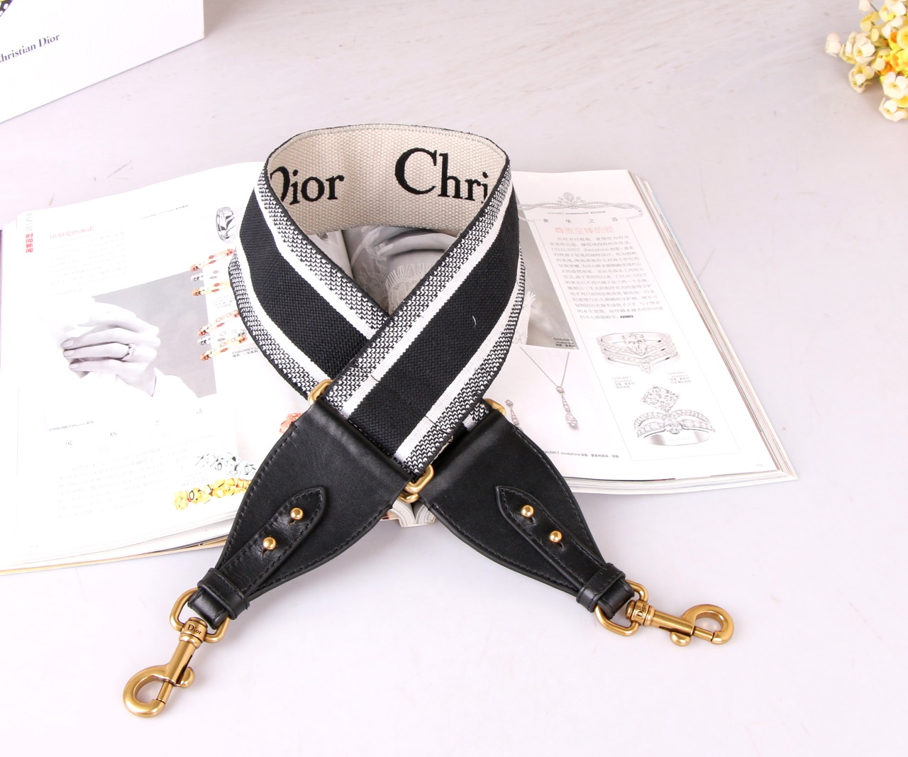 Dior personalized shoulder straps Imported custom solid brass fittings