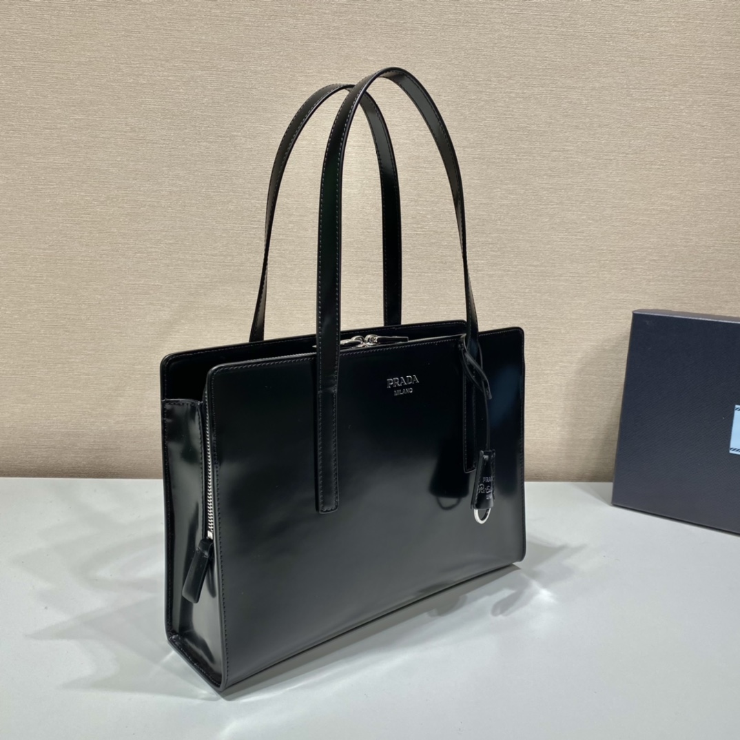𝐏𝐑𝐀𝐃𝐀 New shopping bag 1BA350