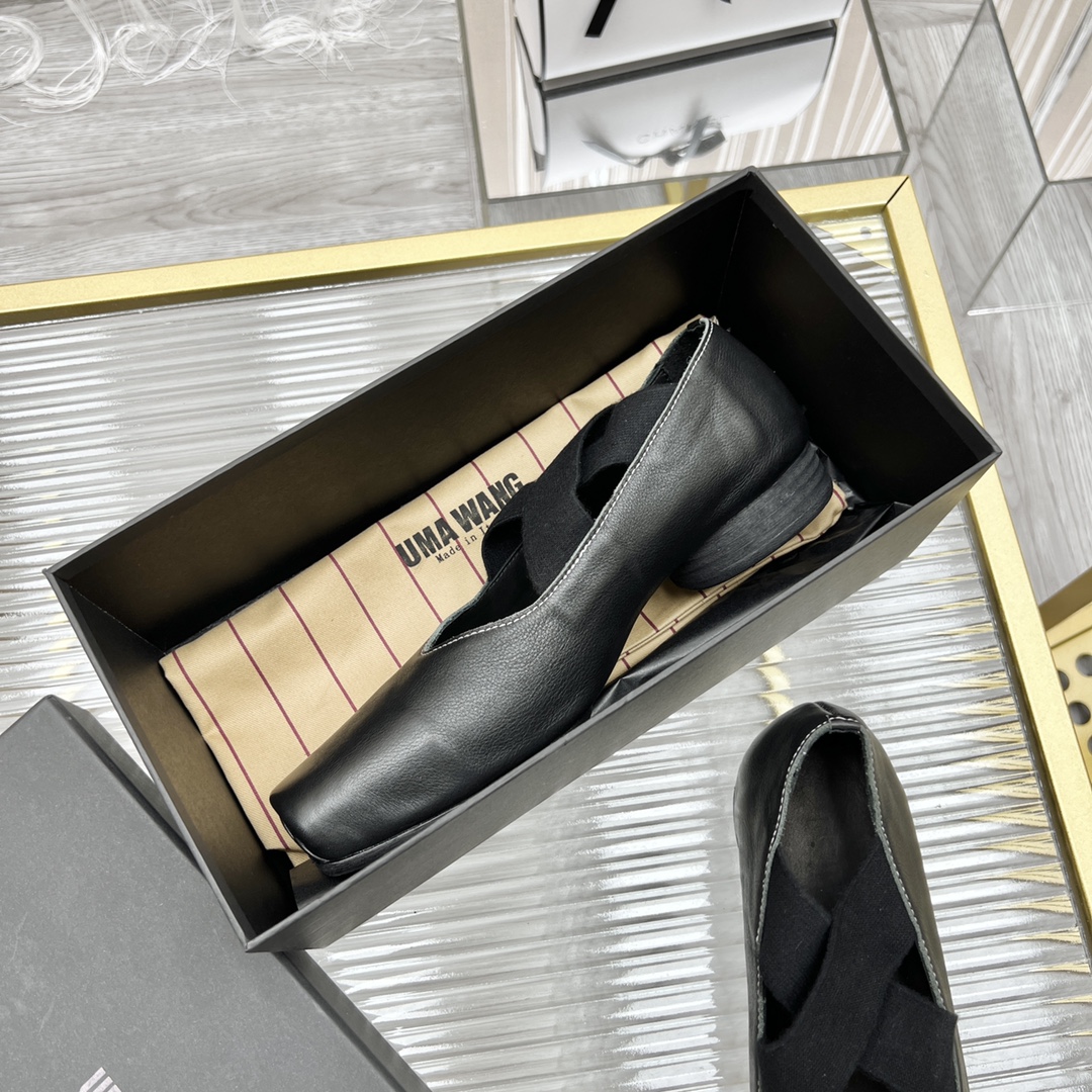 𝐔𝐌𝐀 𝐖𝐀𝐍𝐆｜𝟐𝟎𝟐𝟑/𝐒𝐒 𝐧𝐞𝐰  UMA WANG classic models retro do old ballet shoes