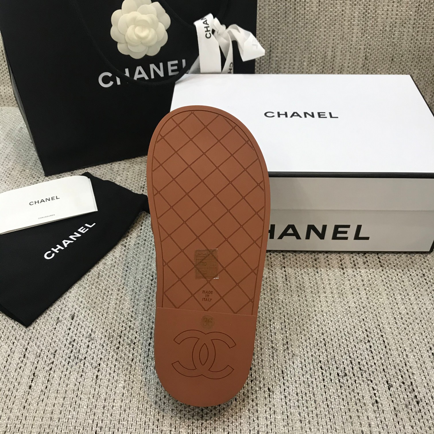 CHANEL 2022 early spring latest honey slippers fashion versatile series imported sheepskin cushioned feet