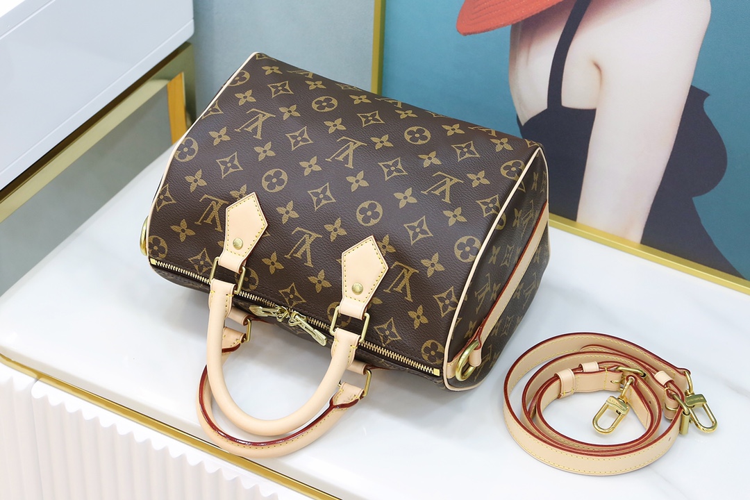 Louis Vuitton 𝙎𝙋𝙀𝙀𝘿𝙔 M41113