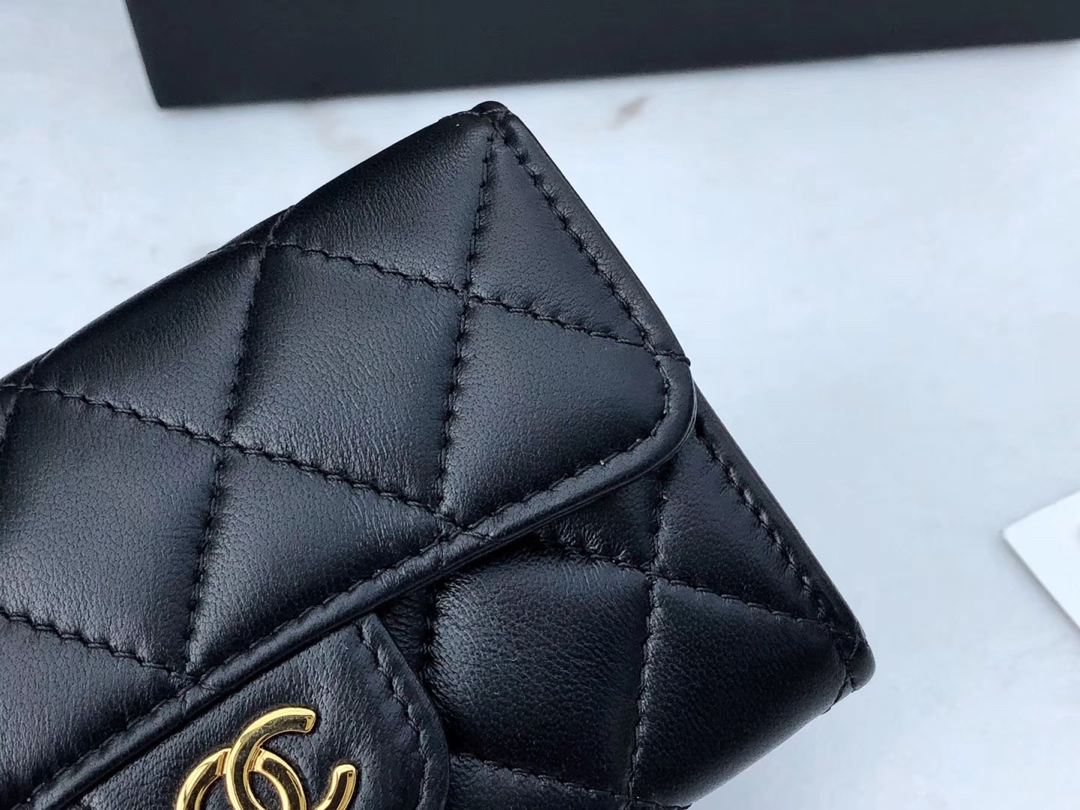 𝗖𝗛𝗔𝗘𝗡𝗟✦ 𝗖𝗹𝗮𝘀𝗶𝗰 𝗙𝗹𝗮𝗽 Made of 