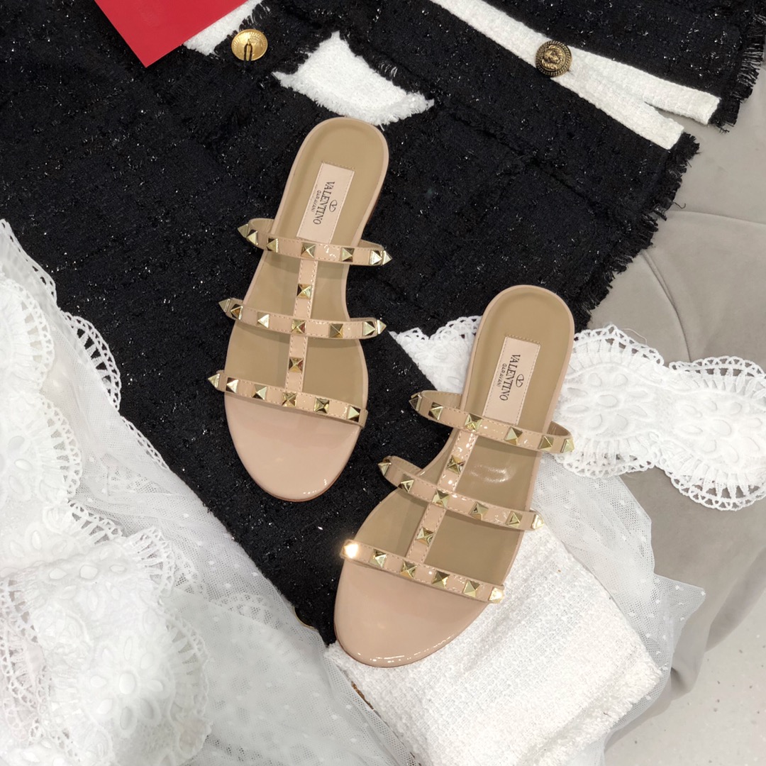 【Valentino】Valentino top version nude patent leather 3 strap flat slippers