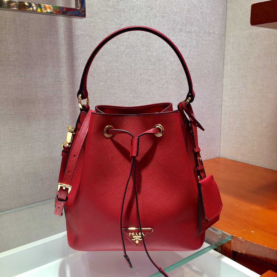 𝐏𝐑𝐀𝐃𝐀 New 1BZ032 Bucket Bag