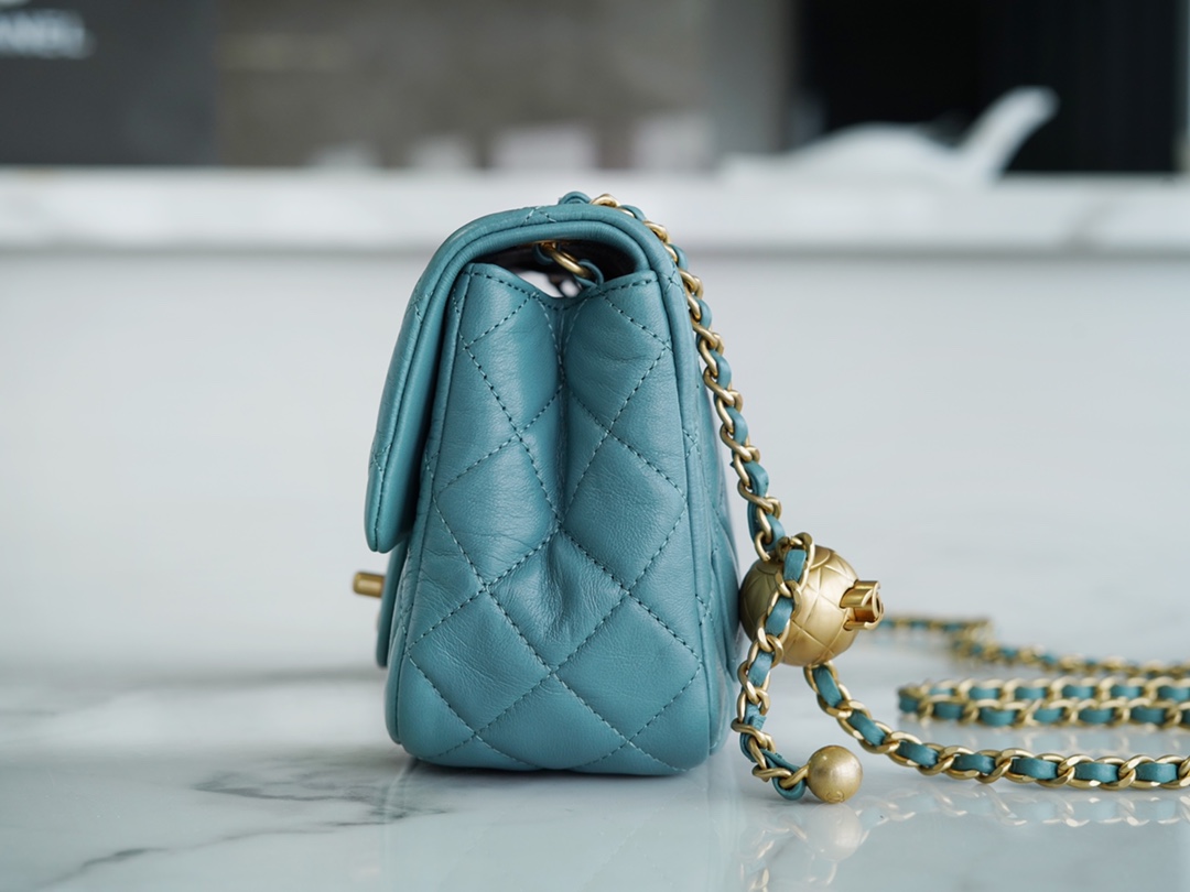 𝗖𝗛𝗔𝗘𝗡𝗟✦ Ball Fang Fatty Genuine Leather Lake Green