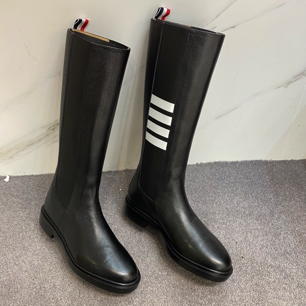 Thom Browne | 𝟐𝟎𝟐𝟏/𝐒𝐒 𝐧𝐞𝐰 21 FW early fall Thom Browne black four bar mid-calf boots