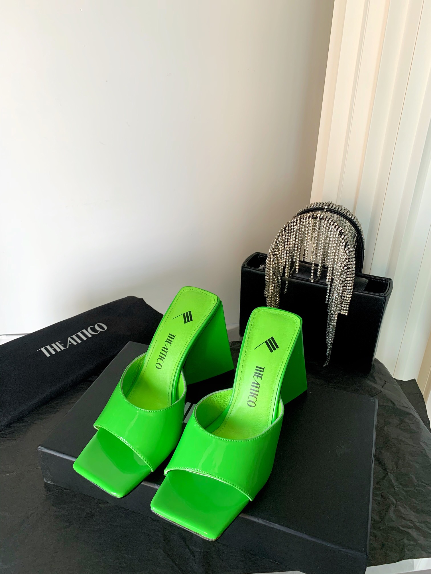 THE ATTICO | 𝟐𝟎𝟐𝟏/𝐒𝐒 𝐧𝐞𝐰 The attico triangle heel sandals lined with sheepskin leather genuine leather outsole