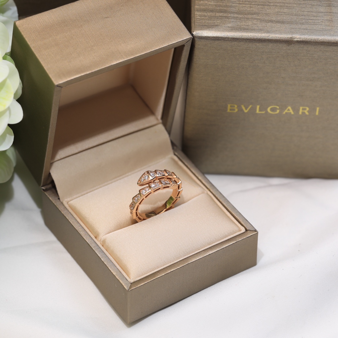 BVLGARI ring
