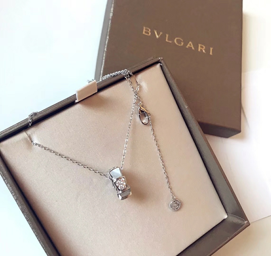 BVLGARI  necklace