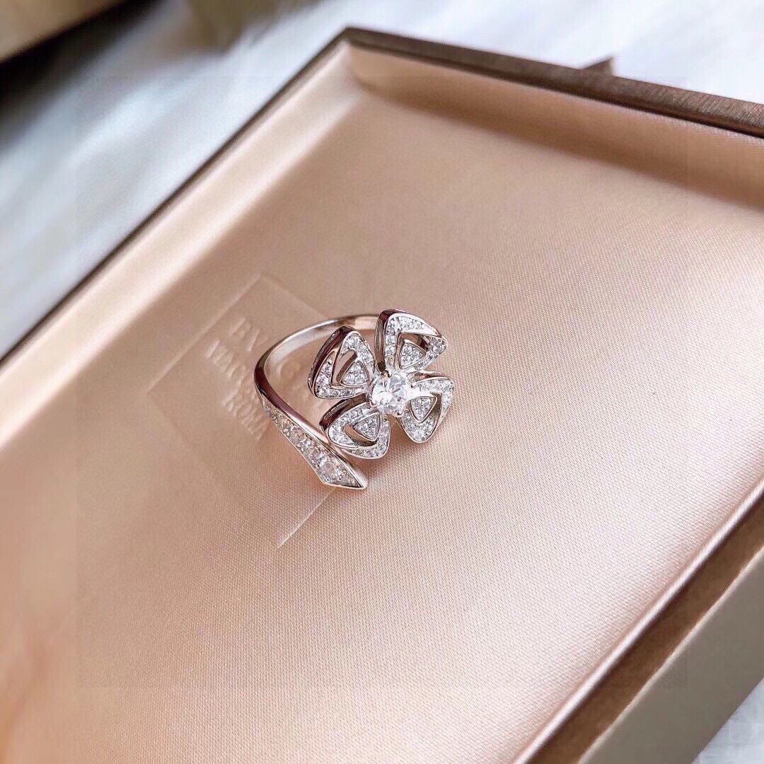 BVLGARI ring