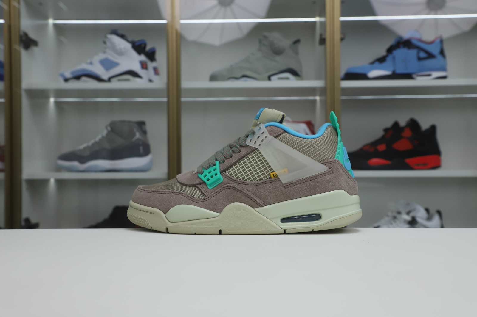 UNION LA X AIR JORDAN 4 RETRO TAUPE HAZE