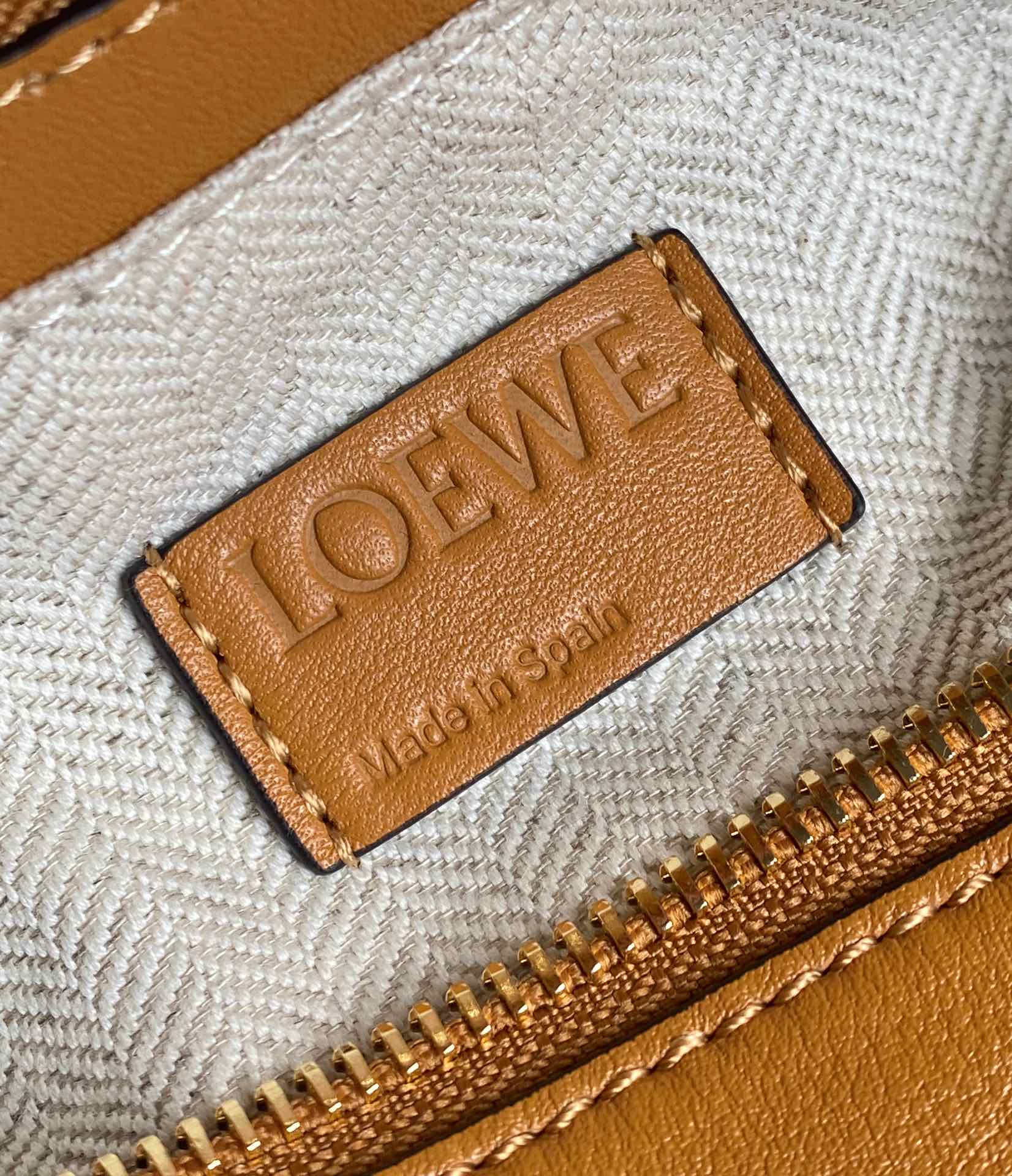 LOEWE Puzzle hobo underarm bag