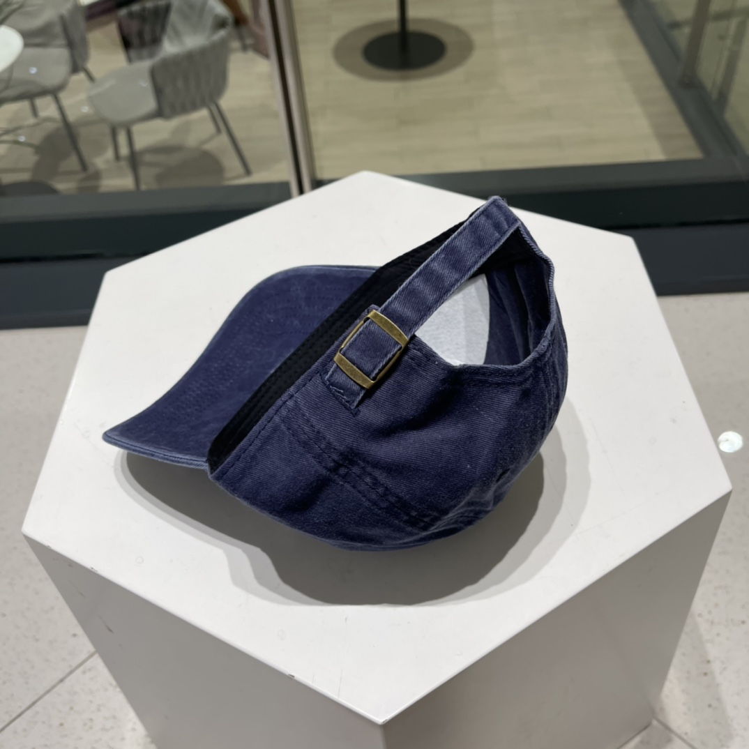 Balenciaga new high-end baseball cap