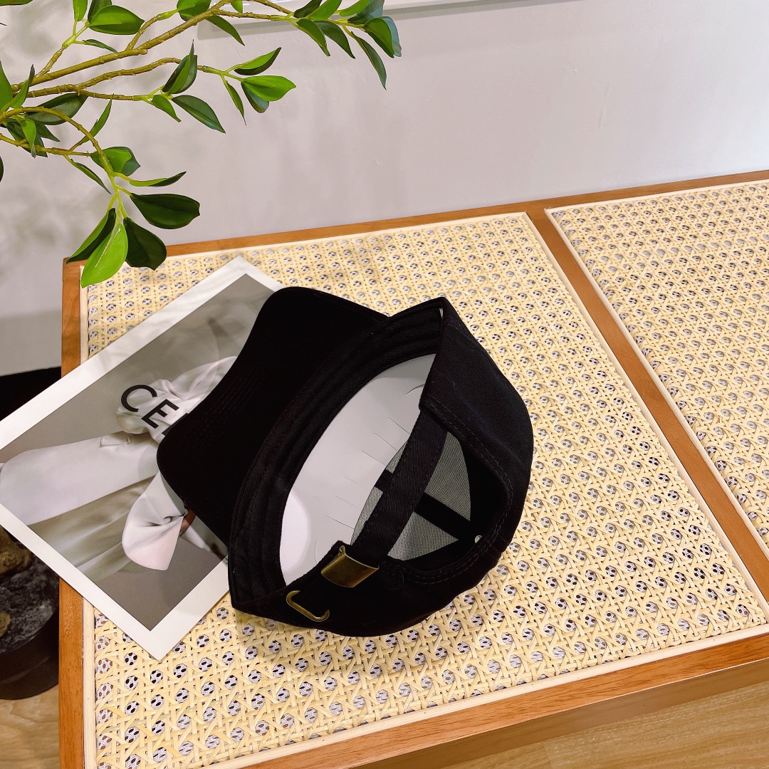 [CELINE] 2023 spring and summer new simple baseball cap