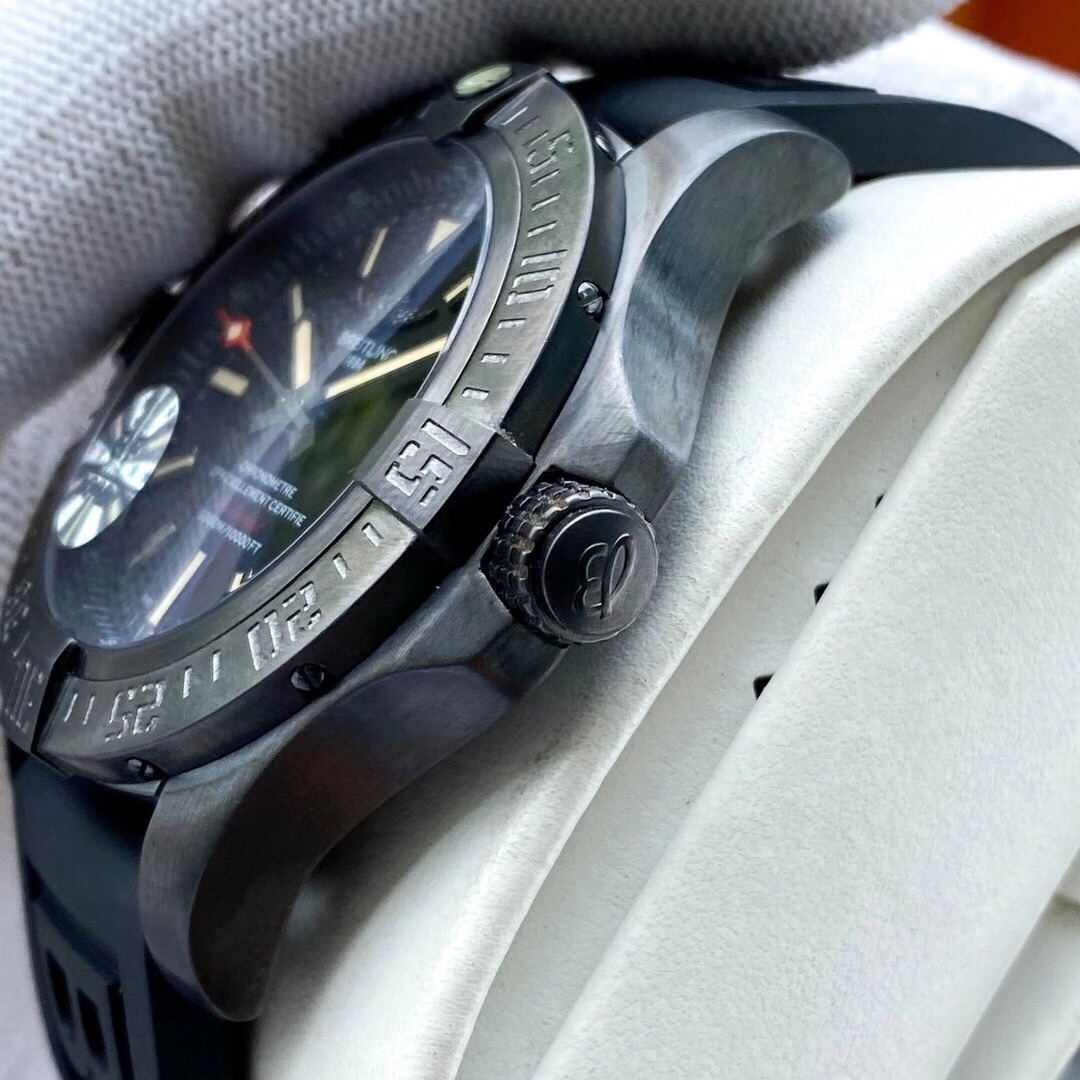 Breitling-GF Breitling Classic Avenger Blackbird Scout with ETA 2824-2 movement