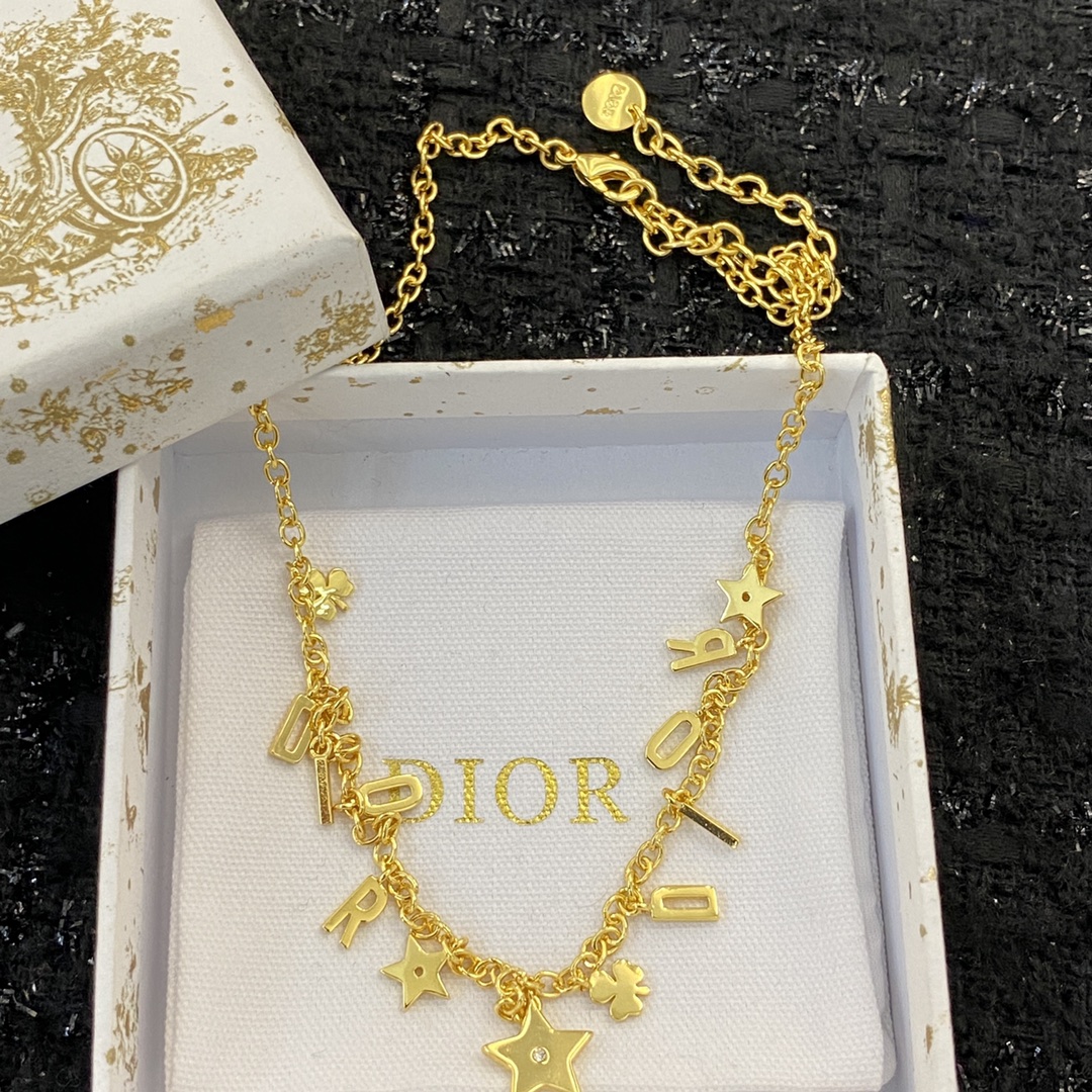 Dior necklace