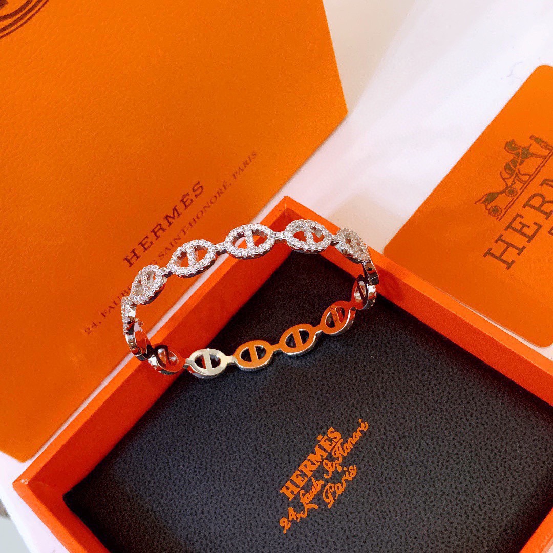 Hermes bracelet