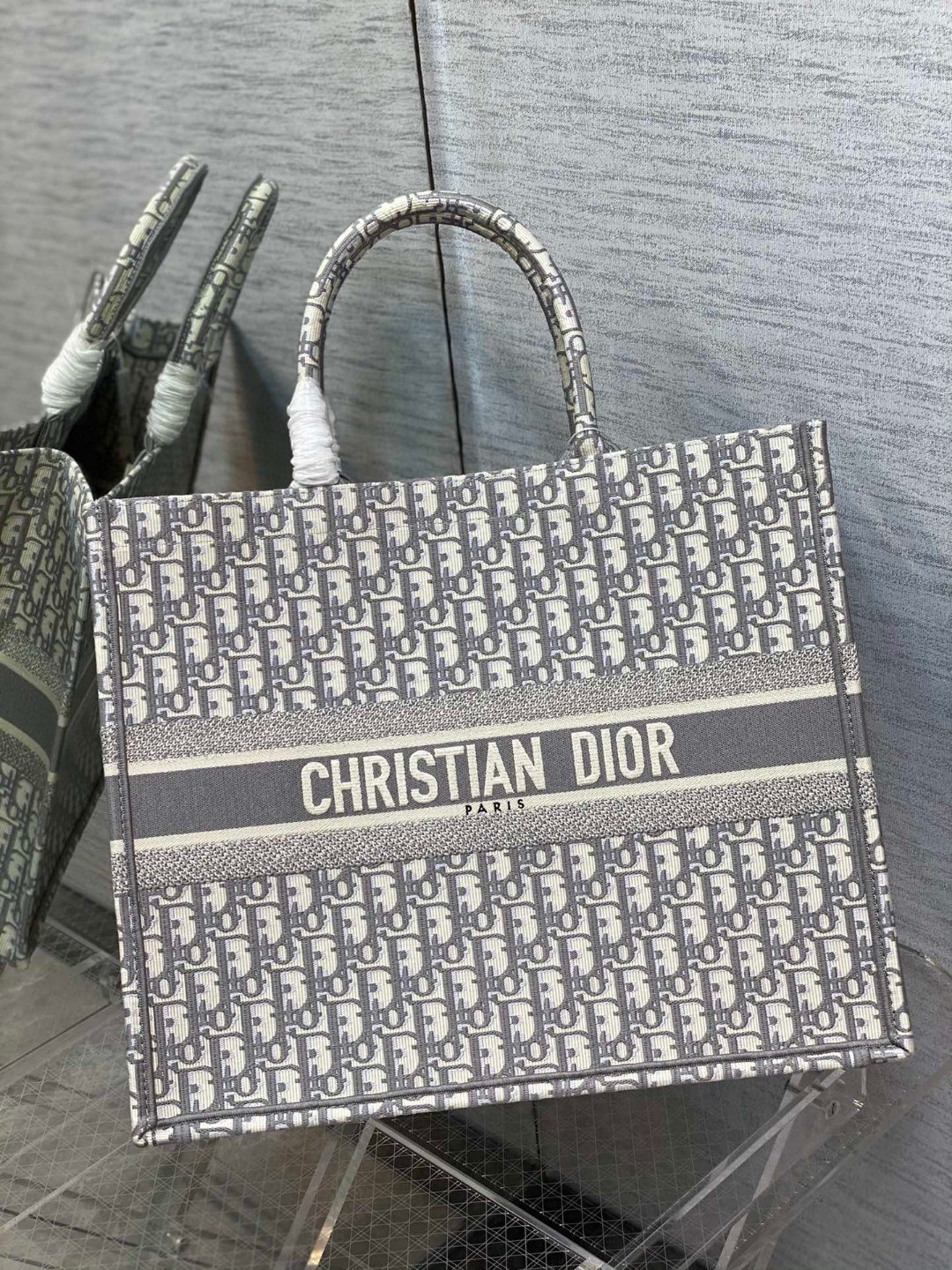DIOR TOTE classic old flower embroidery
