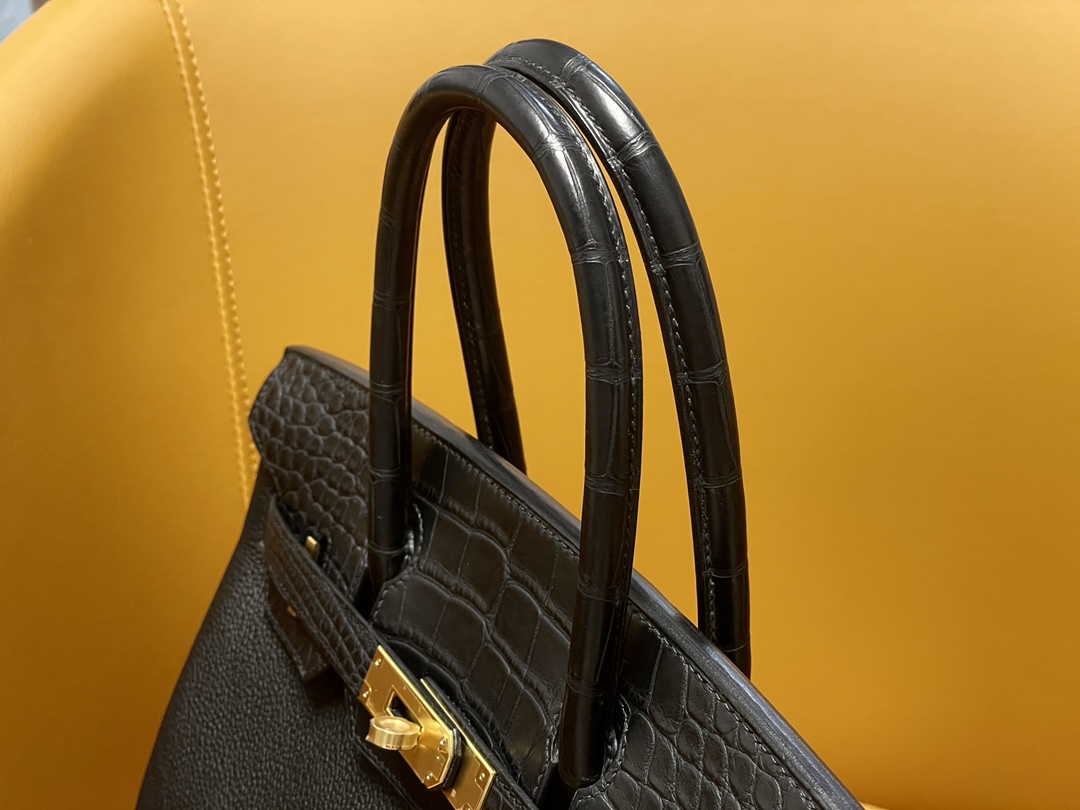 Bk30 touch black togo with matte America 🐊 Gold buckle