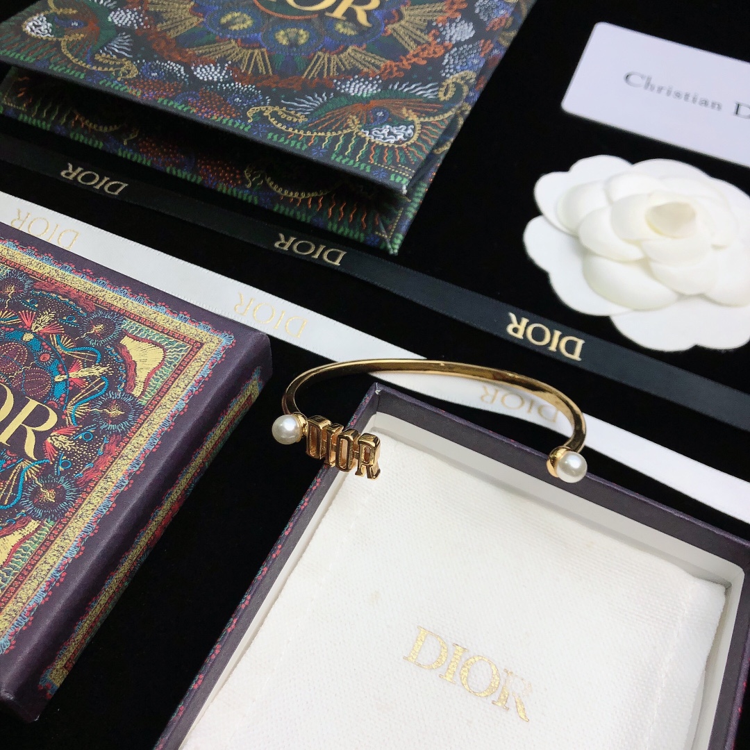 Dior bracelet