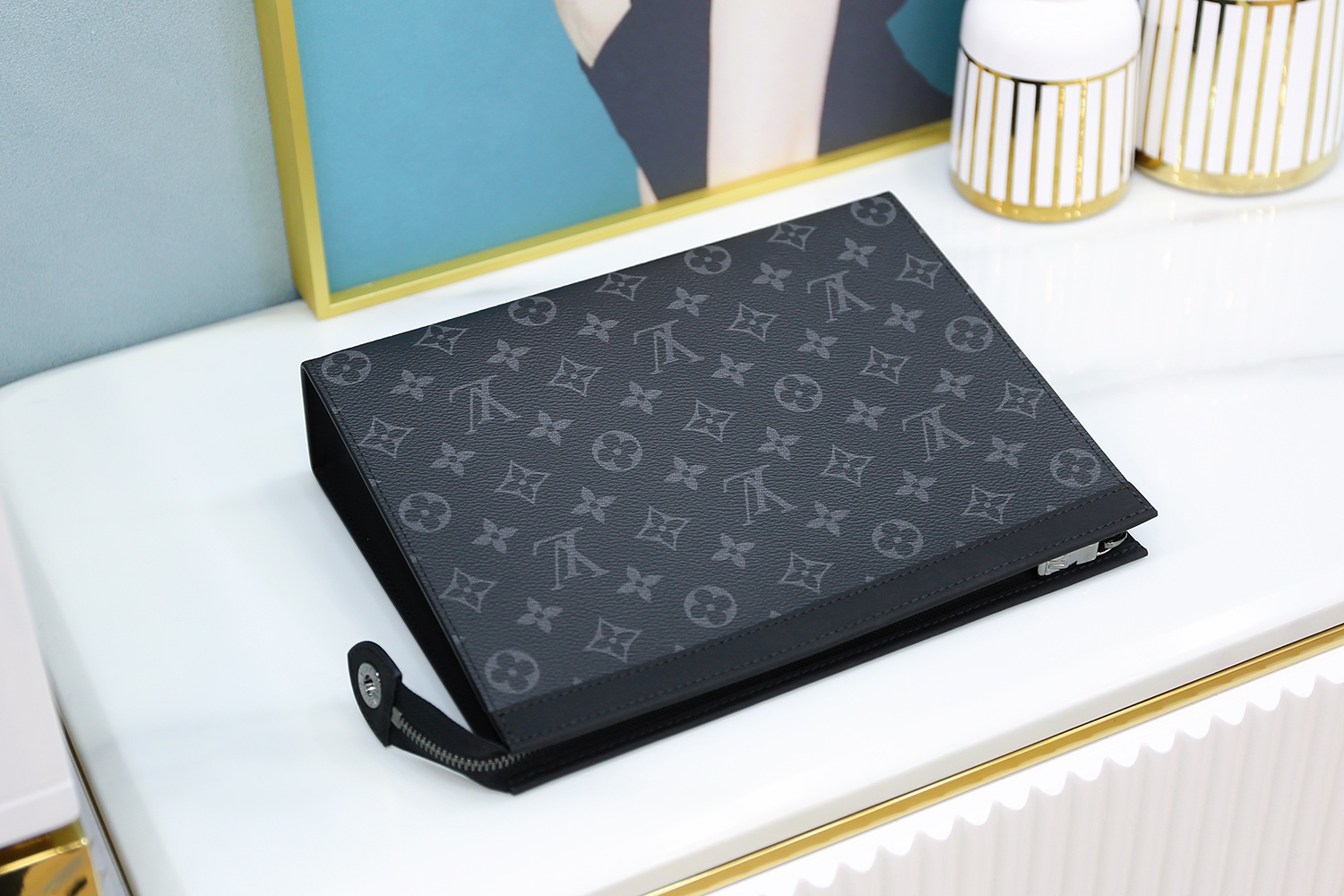 Louis Vuitton 𝙋𝙊𝘾𝙃𝙀𝙏𝙏𝙀 𝙑𝙊𝙔𝘼𝙂𝙀 French 🇫🇷 original leather M61692