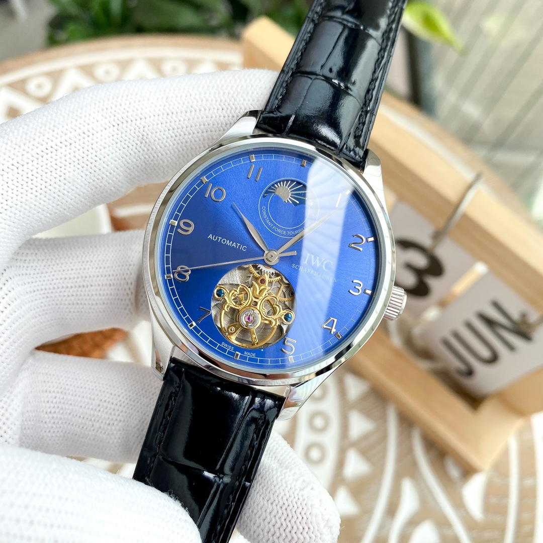 IWC- Fine men's watches Fully automatic mechanical movement, top 316 steel case and strap