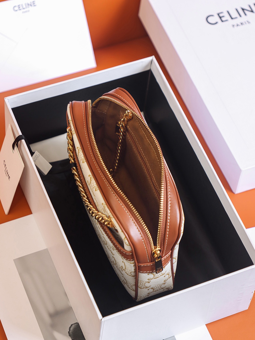 𝐂𝐞𝐥𝐢𝐧𝐞  𝐏𝐀𝐓𝐀𝐏𝐀𝐍𝐒 #196252