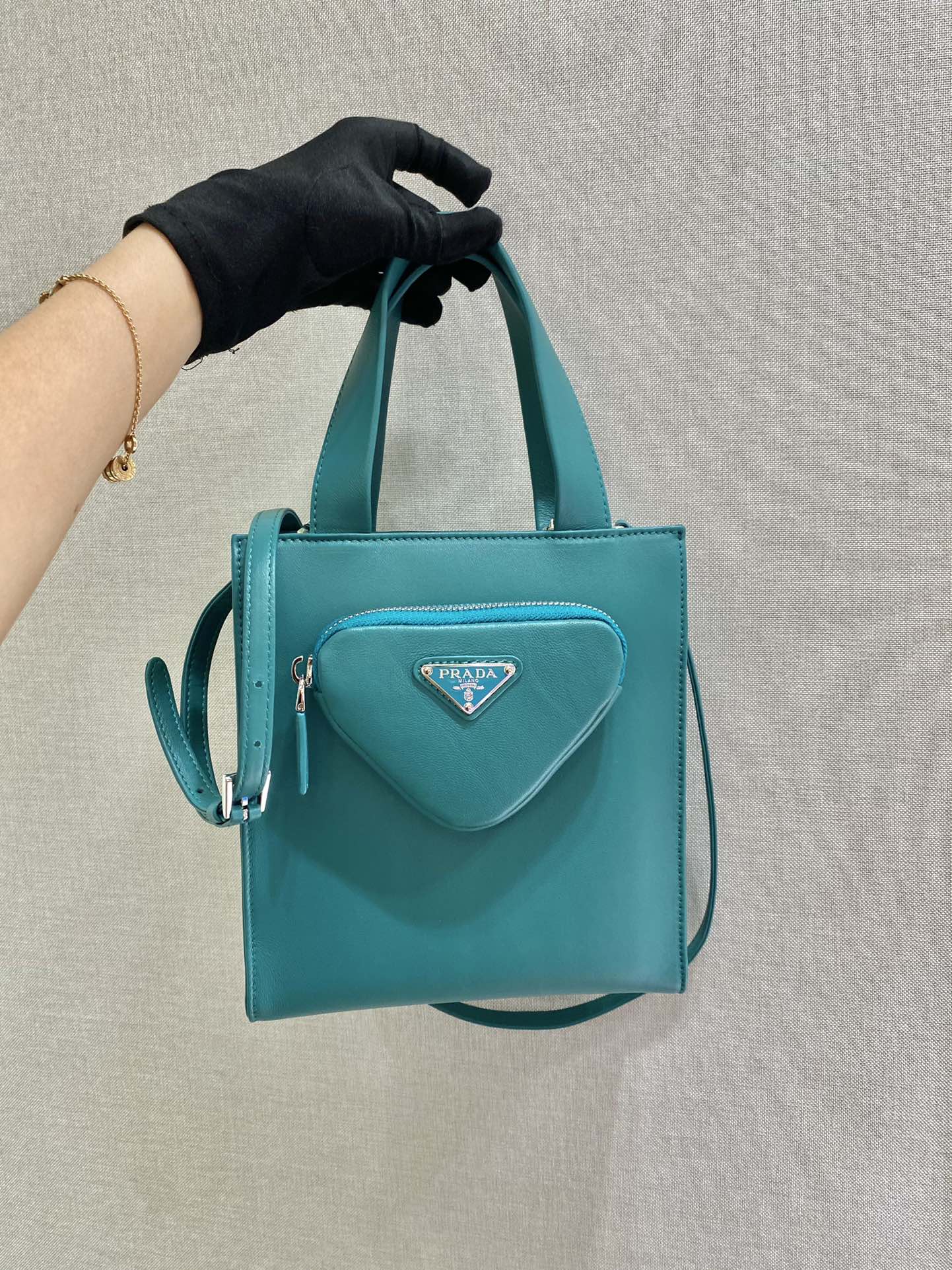 𝐏𝐑𝐀𝐃𝐀 New Women's Bag 1BG418