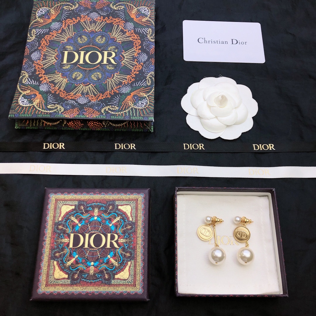 Dior stud earrings