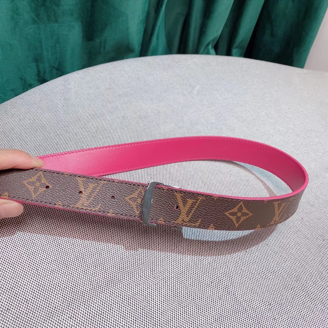 LOUIS VUITTO Initiales 30mm reversible belt