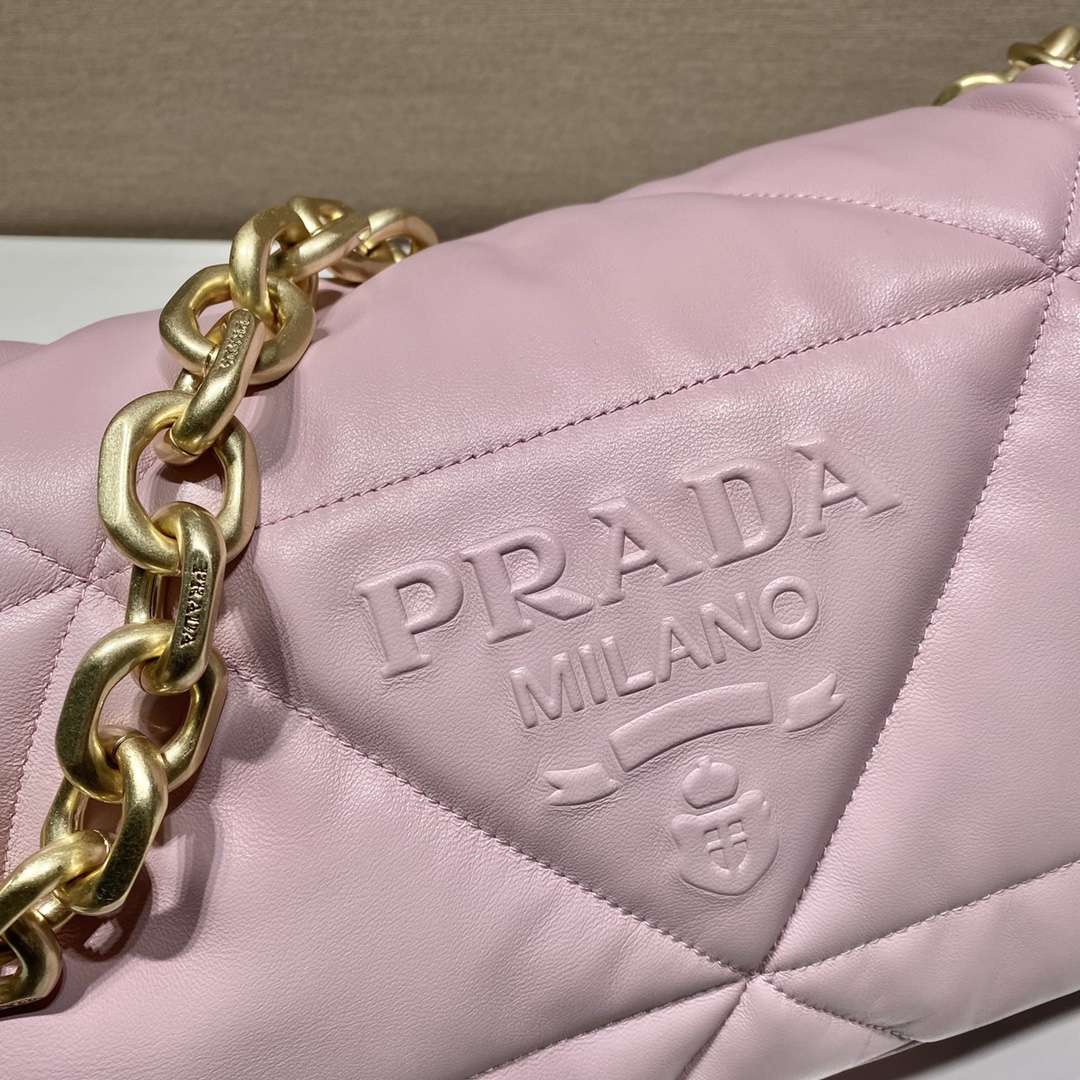 𝐏𝐑𝐀𝐃𝐀 New Cuddle Bag 1BD306