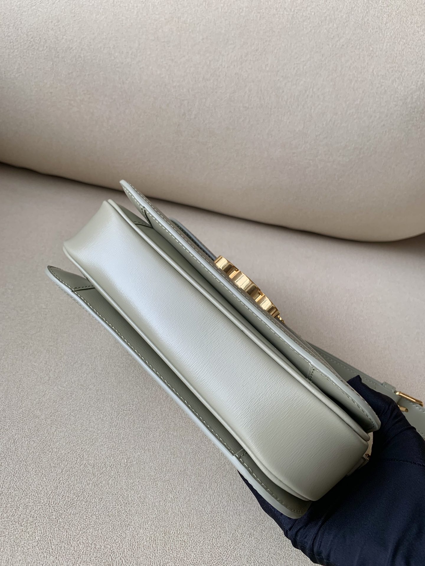 𝐂𝐞𝐥𝐢𝐧𝐞 Triomphe Medium 22.5cm