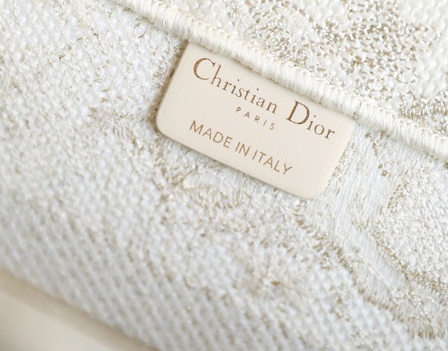 DIOR TOTE Metallic Wire Tiger