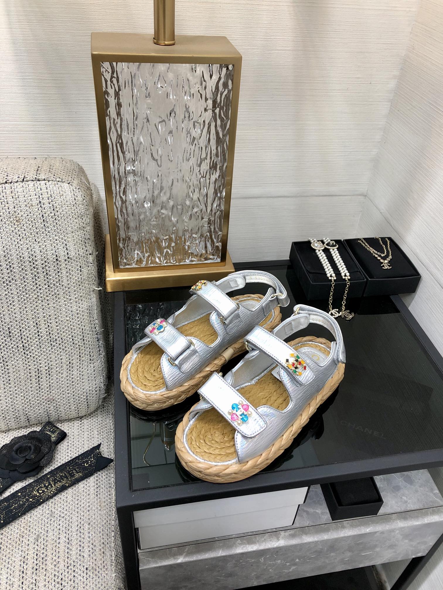 CHANEL 2023 spring and summer latest woven velcro sandals Japan imported woven materials