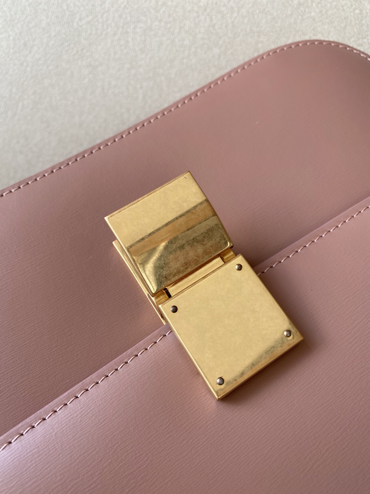 𝐂𝐞𝐥𝐢𝐧𝐞 CLASSIC