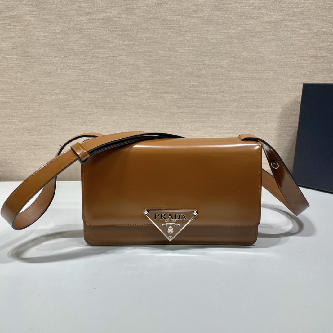 𝐏𝐑𝐀𝐃𝐀 New crossbody 1BD321