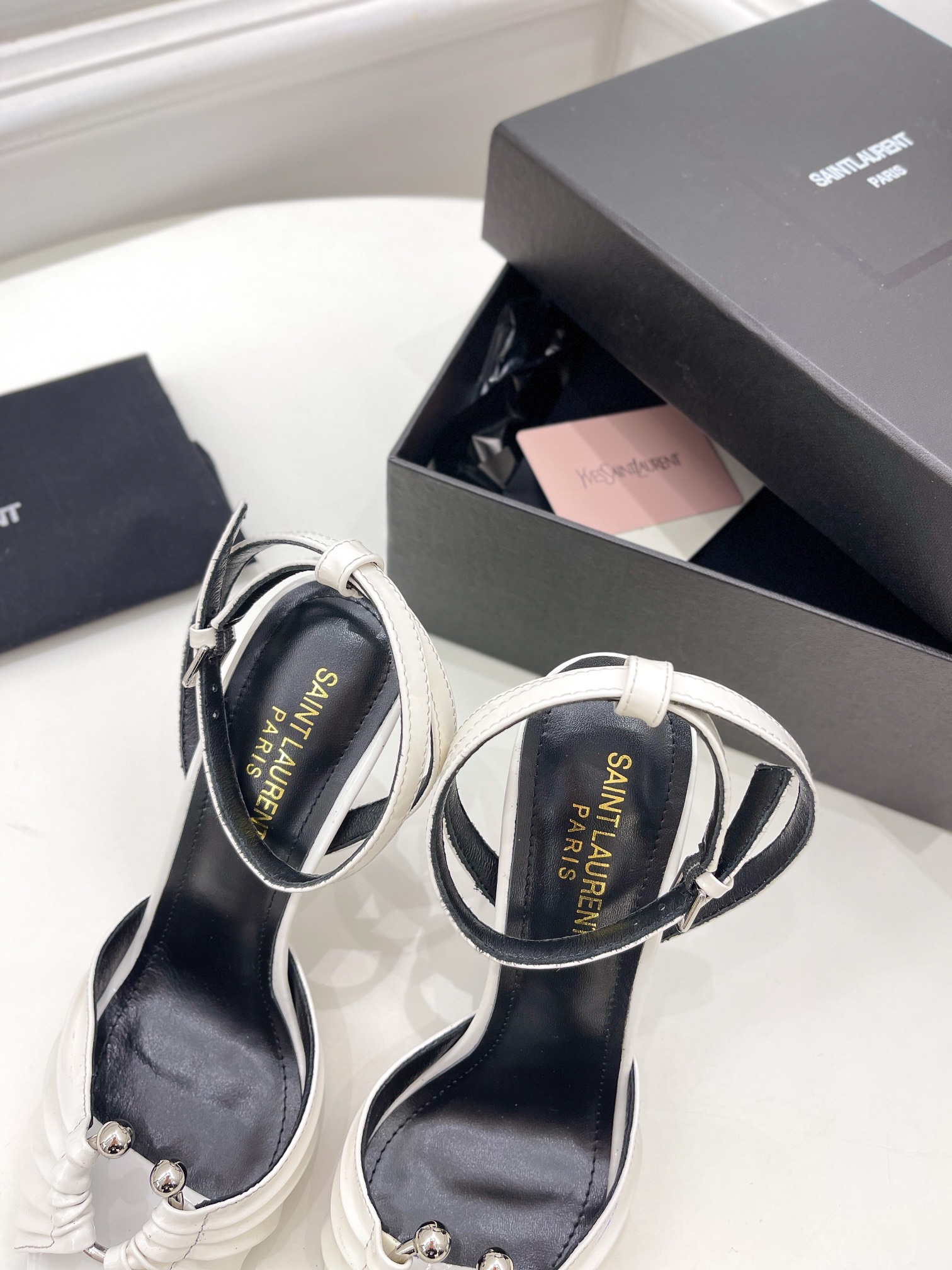 𝙎𝙖𝙞𝙣𝙩 𝙇𝙖𝙪𝙧𝙚𝙣𝙩 | 𝟐𝟎𝟐𝟏/𝐒𝐒 𝐧𝐞𝐰 YSL｜Roland 2022/fw early spring new baked high heels