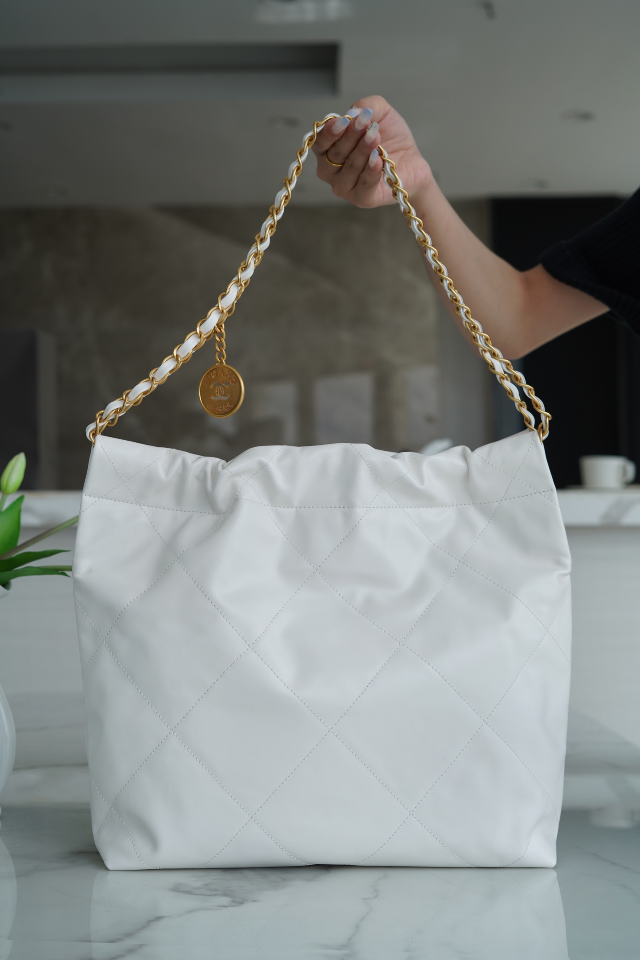 𝗖𝗛𝗔𝗘𝗡𝗟✦ 𝟐𝟐𝗣 Spring/Summer New 𝟐𝟐 Handbag Small White Gold Buckle➿