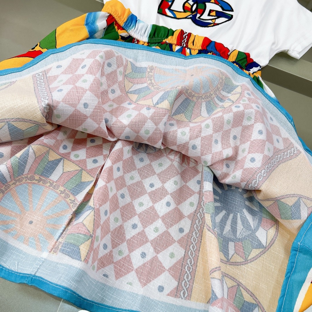 D&G spring and summer girls skirt suit