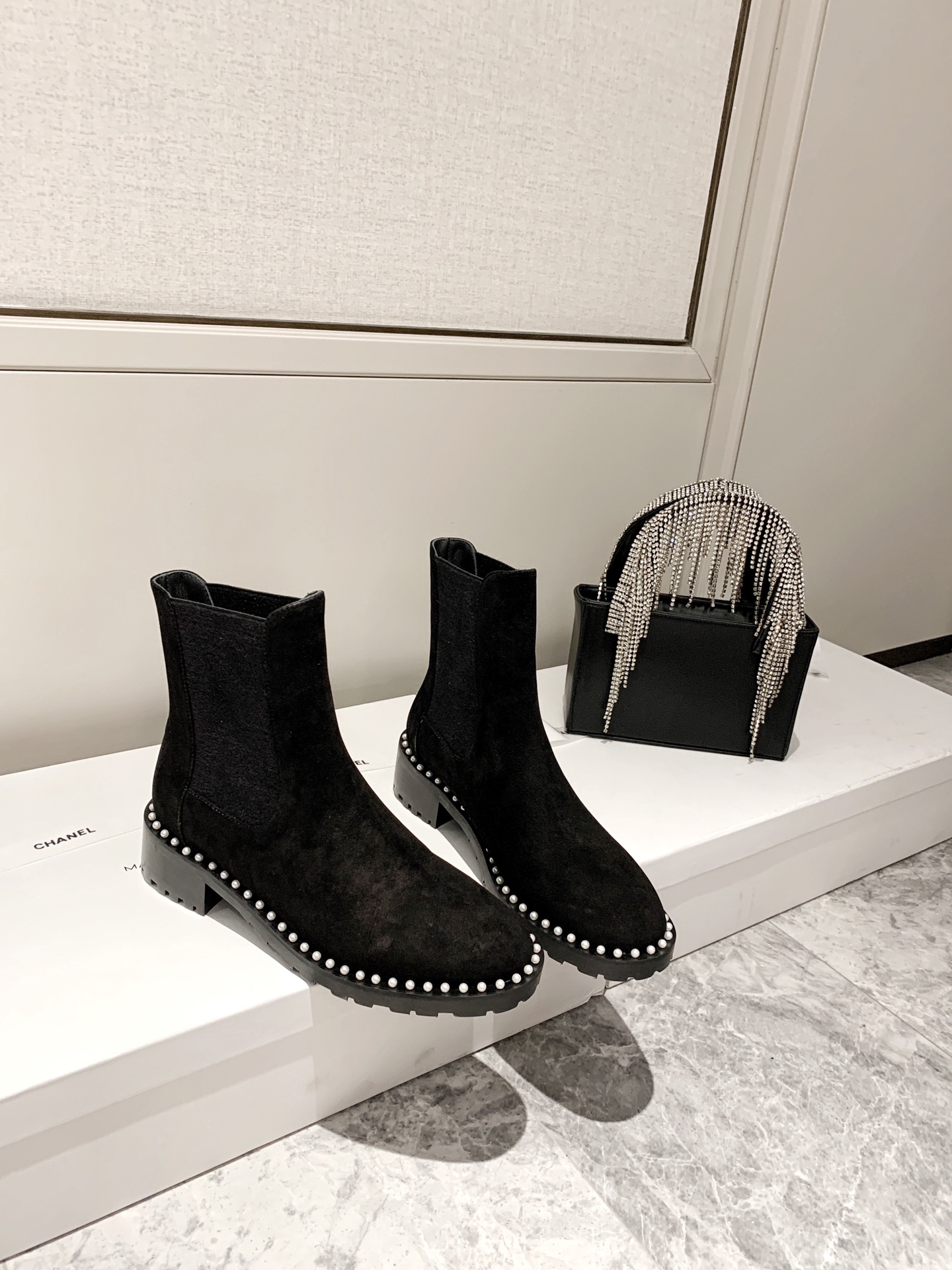 Stuart Weitzman 2020 fall and winter new pearl series on the new original imported calfskin